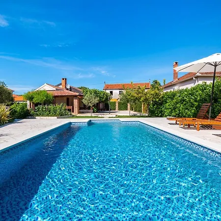 Poolincluded Dalmatia Holiday home Debeljak