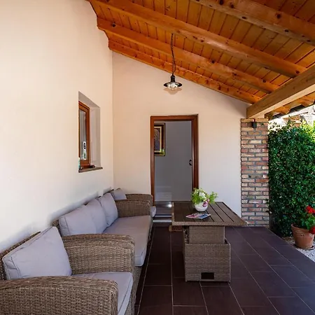 Ferienhaus Poolincluded Dalmatia *