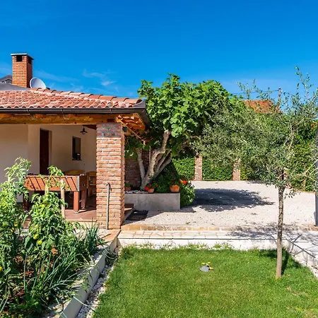 Ferienhaus Poolincluded Dalmatia