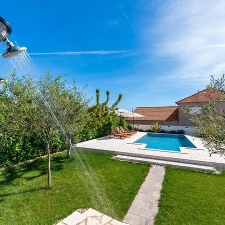 Poolincluded Dalmatia